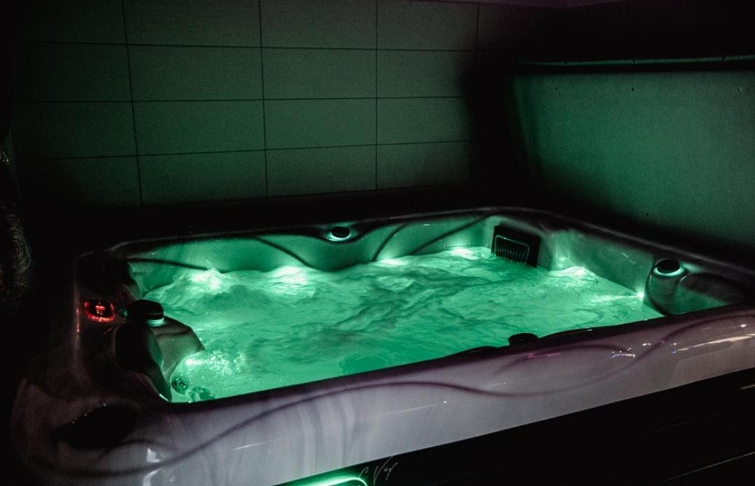 Spa De La Quarterelle Love Room 88 Vosges Remiremont Extérieur photo
